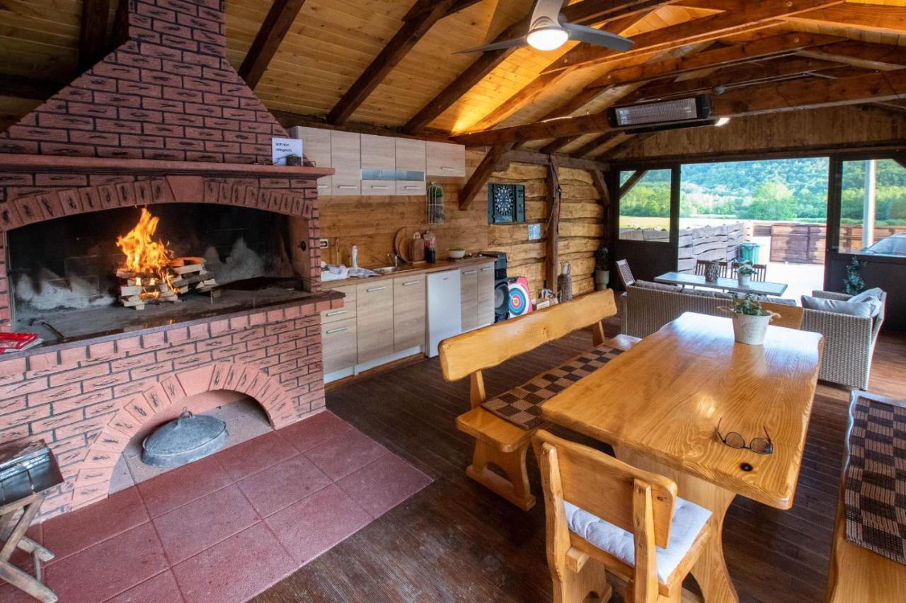 Holiday home Nina With A Heated Pool Brusane